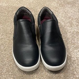 Dr Scholl’s Madison Slip On Sneaker, Black size 7